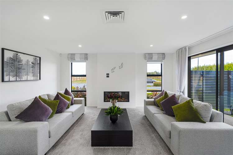 69 Southfield Drive Lincoln_8