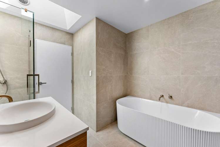 Lot1-5/135 Leybourne Circle Glen Innes_22