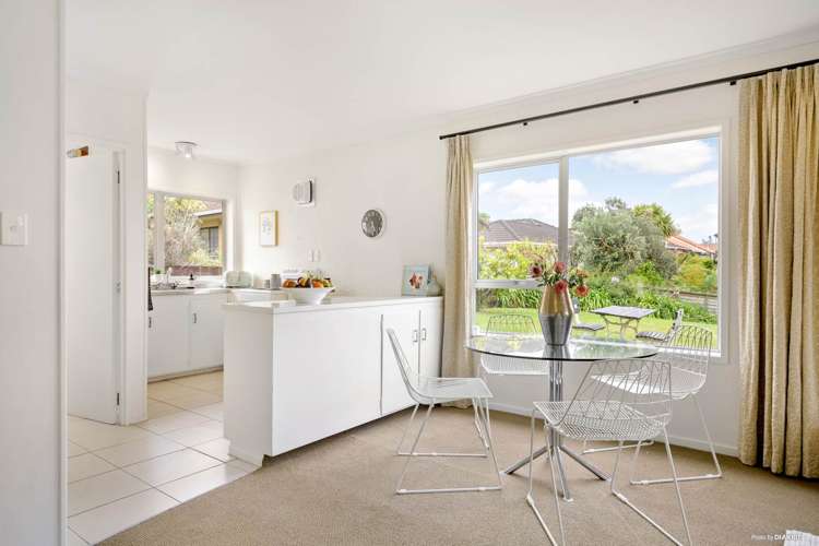 3/225 Edmonton Road Te Atatu South_6