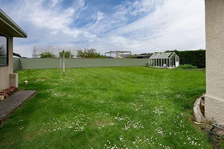 78 East Road Ascot_10