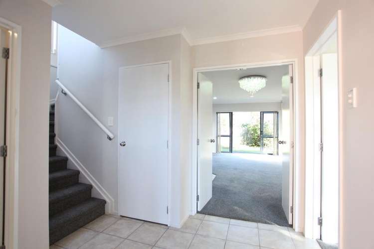 21 Thomas Road 10673_5