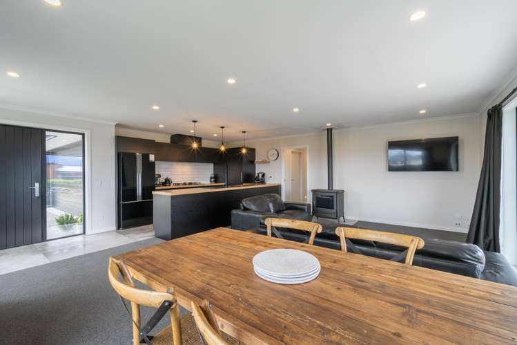 54 Burnby Drive Te Anau_11