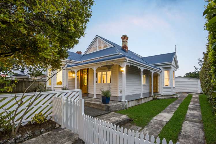 106 Peary Road Mount Eden_16