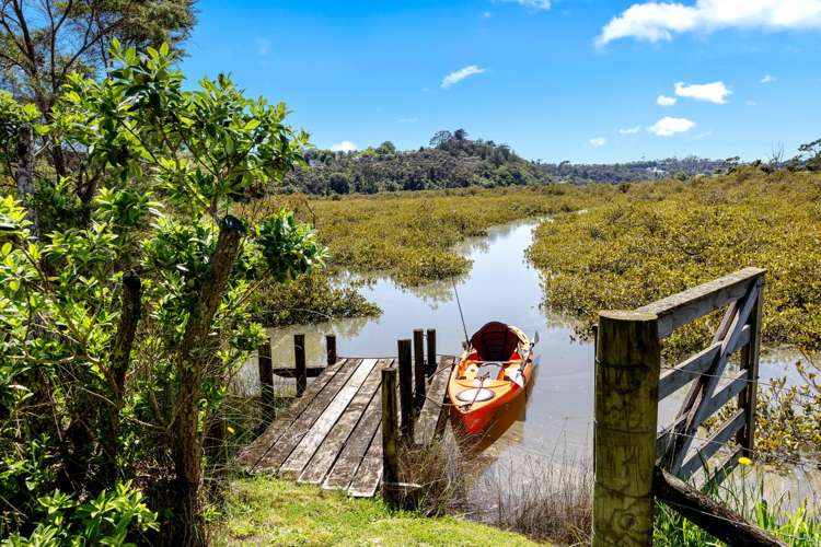 85 Whangaparaoa Road Red Beach_27