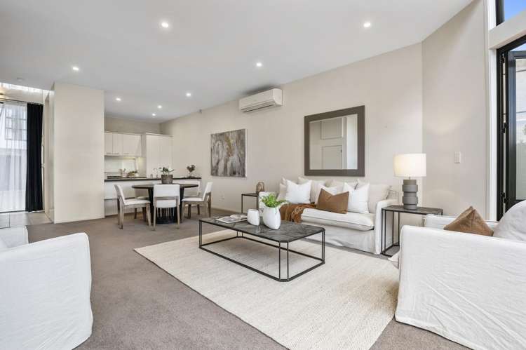 5p Cleveland Road Parnell_5