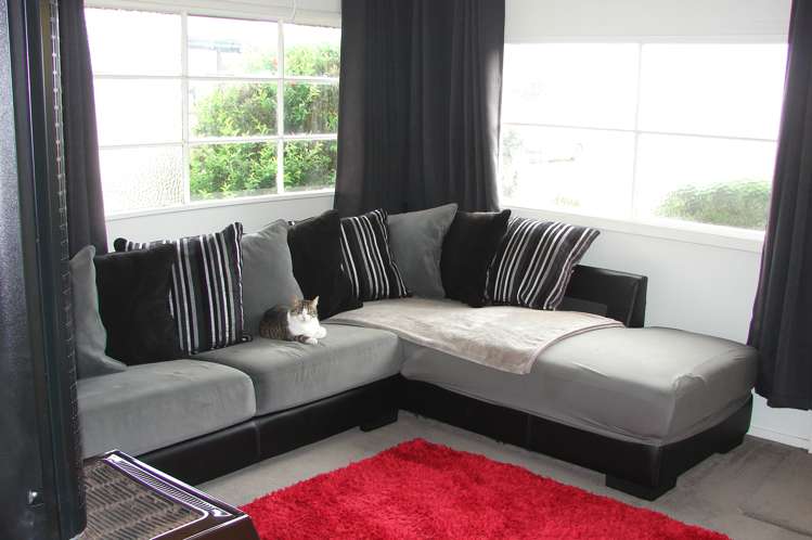 81 Oki Street Oreti Beach_10