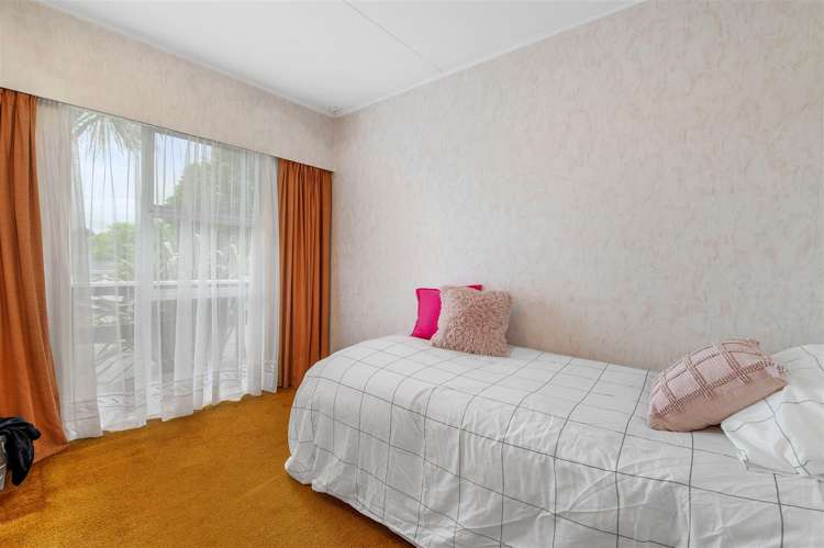 15 Corilin Place Mangakakahi_15