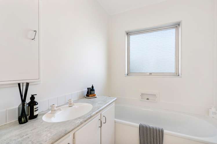 3/83 Sylvan Avenue Northcote_11