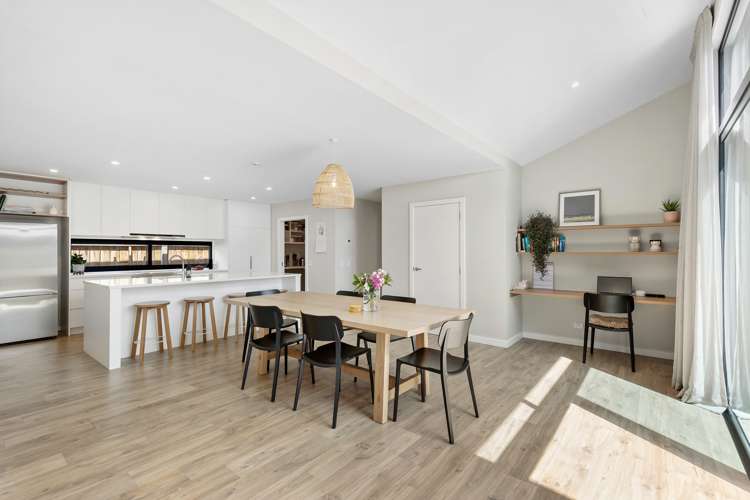 17 Leicester Street Jacks Point_10