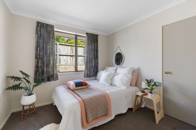 16 Galloway Crescent Pyes Pa_12