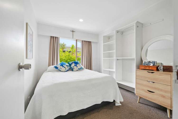 233 Royal Road Royal Heights_16