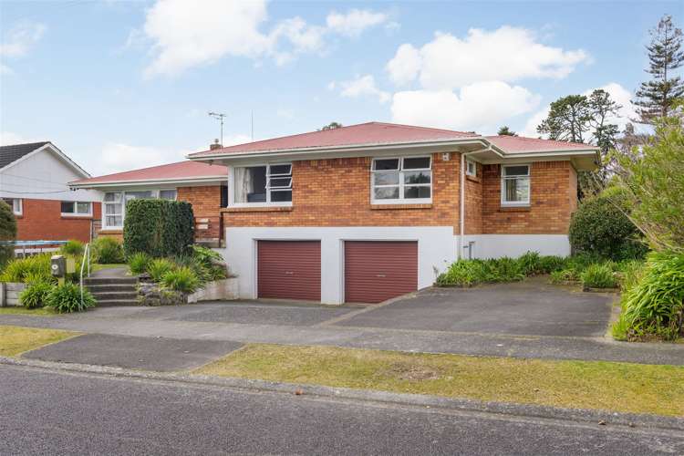 54 Carlyle Avenue Chartwell_19