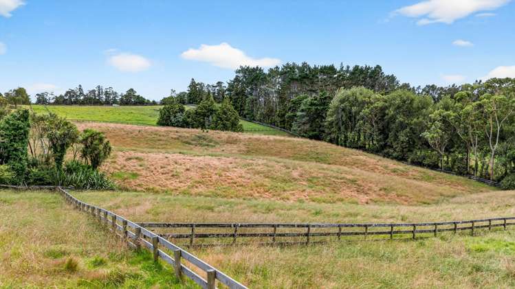 11 Tawa Road Kumeu_19