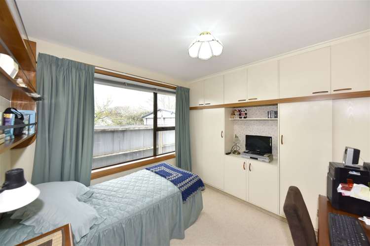 51 Charles Upham Avenue Hillmorton_13