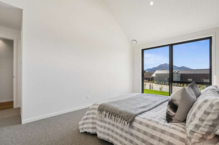 1 Craigie Burn Lane Wanaka_18