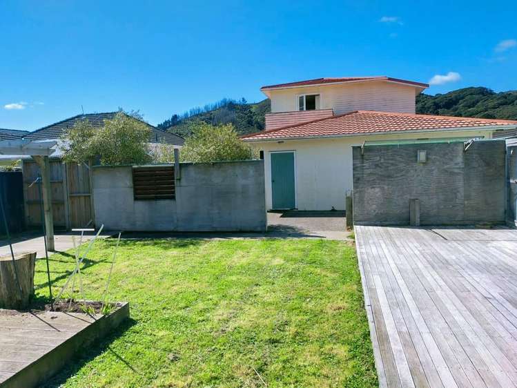 49 Hyde Street Wainuiomata_1