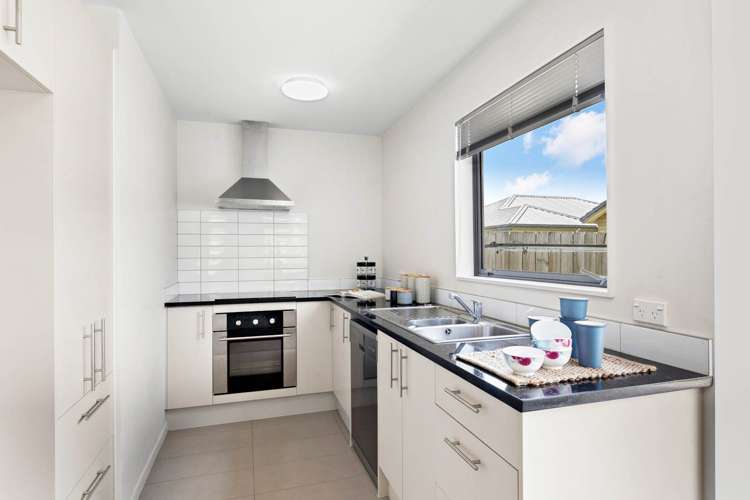 2 Totara Meadows Court Wiri_2