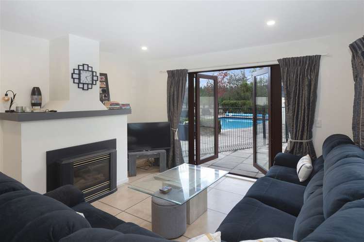 887 Two Chain Road Swannanoa_8