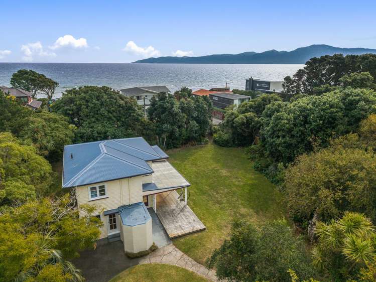 1 Raebern Lane Raumati Beach_17