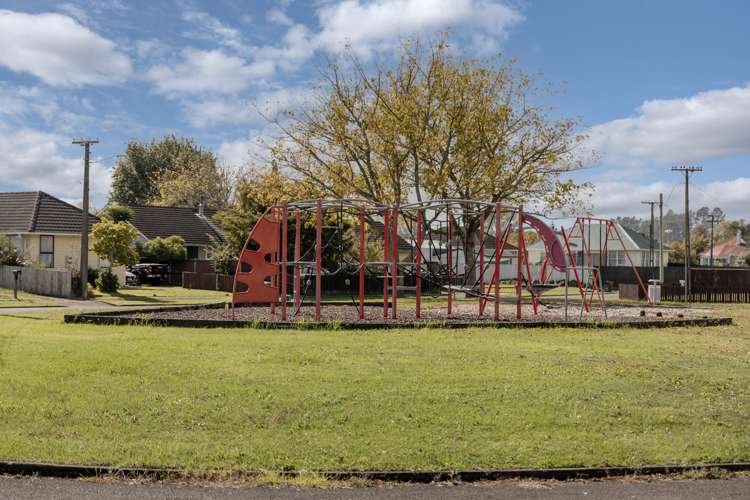 16 Robinson Street Kawerau_15