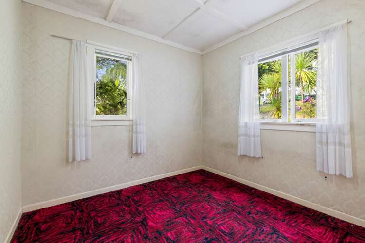 5 Lyons Avenue Murrays Bay_8