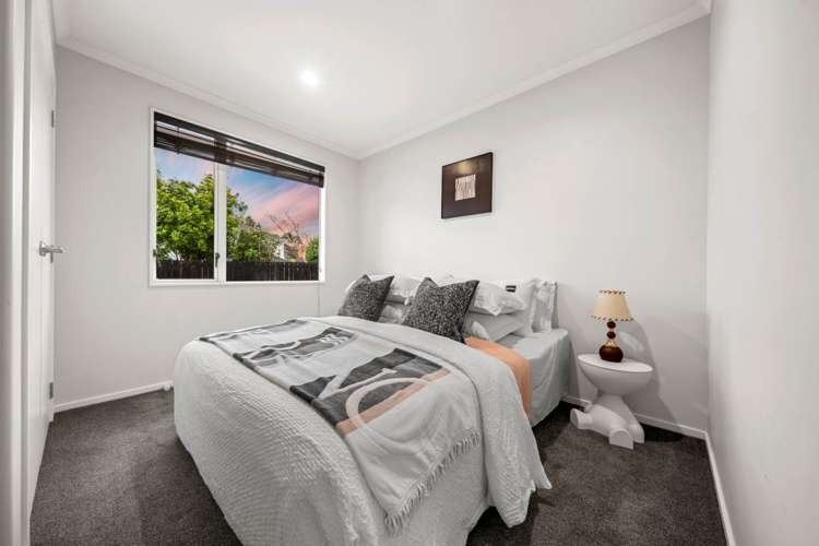 18 Huntington Park Drive Greenhithe_21