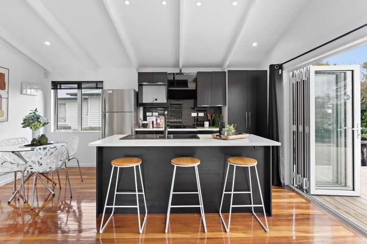 1/6 Mcleod Road Manurewa_5