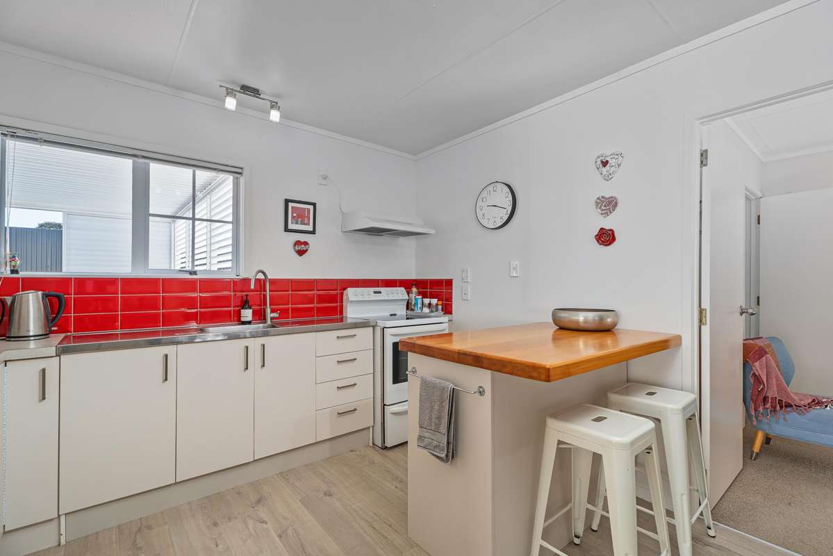 31 Whitby Avenue_4