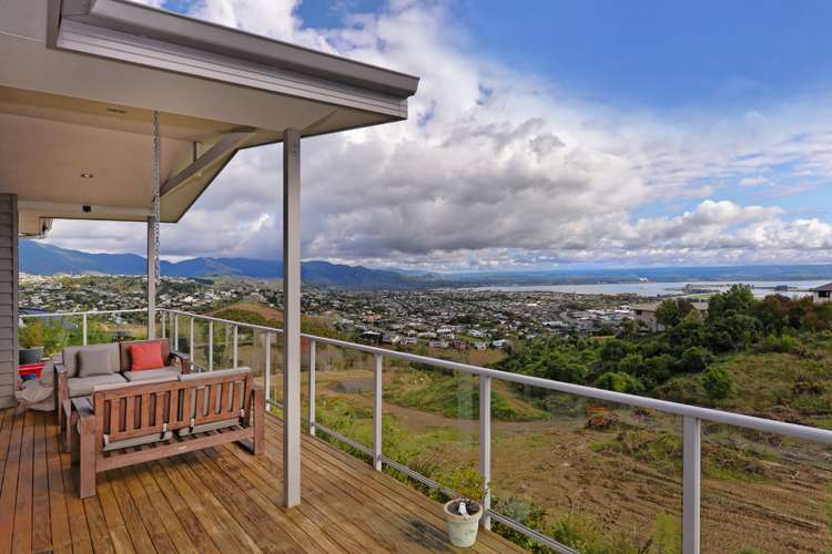 372 Princes Drive Britannia Heights_11