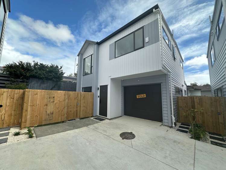 15 Quibray Place Botany Downs_0