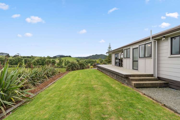 81 Tavinor Road Otaika_23