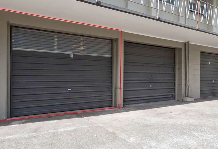 2/33 Royal Terrace Sandringham_13