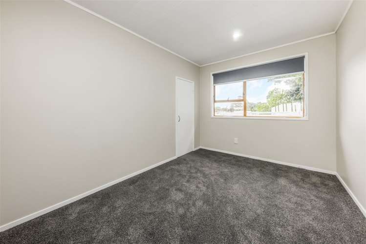 2/1 Carter Place Manurewa_6