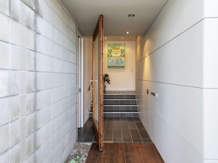 10 Bridgewater Terrace Albert Town_17