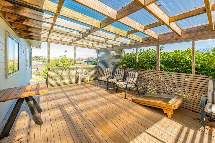 10 Lithgow Drive_5