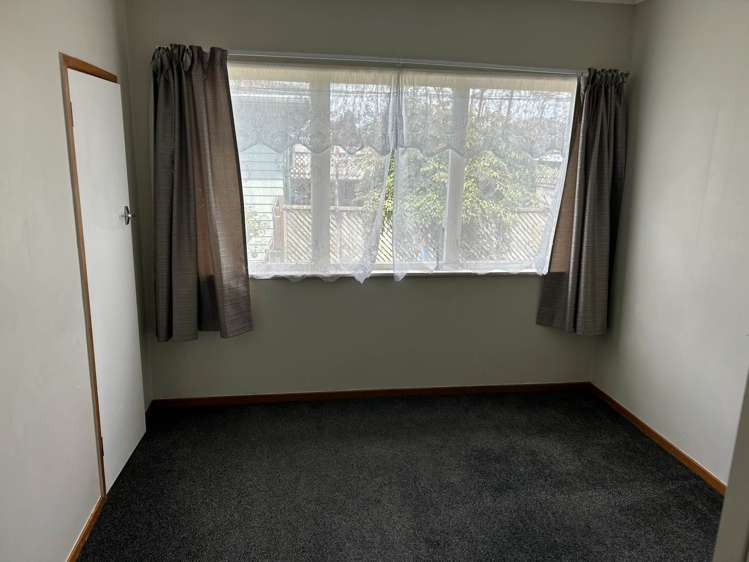 39 President Avenue Papakura_10