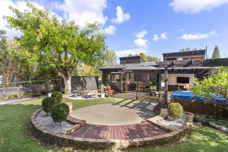 88A Beach Road Mellons Bay_14