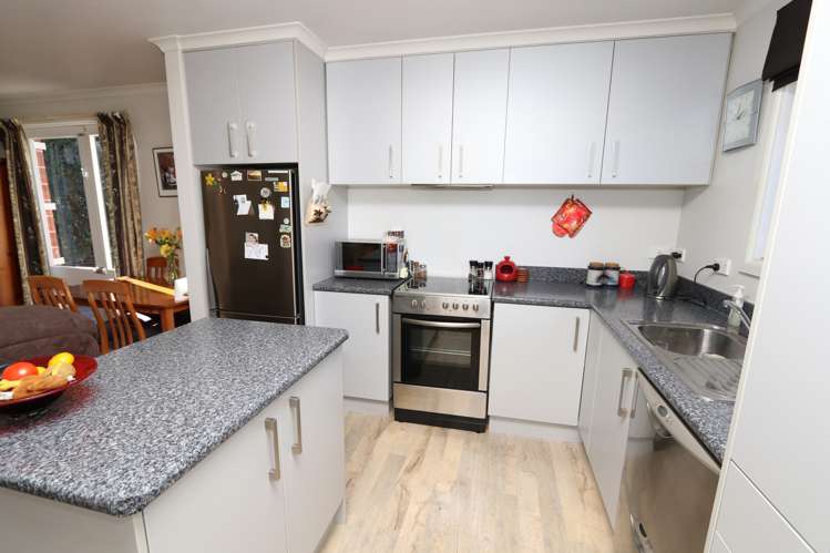 39 Davis Crescent Netherby_3