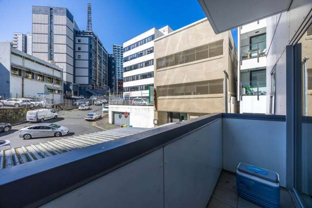 Smart City Living! Two Bedroom Freehold