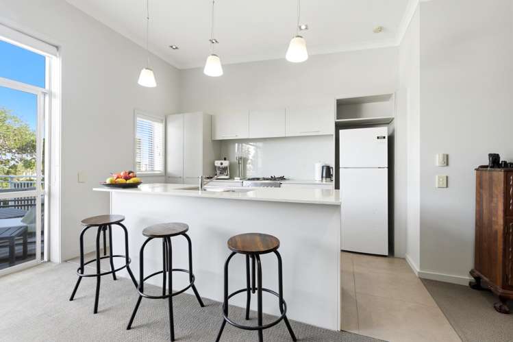 12 Parkside Drive_2