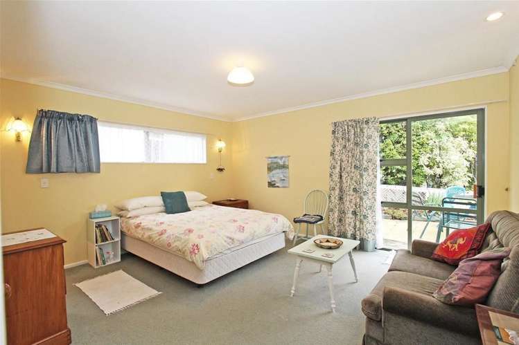 17 Idesia Grove Richmond_7