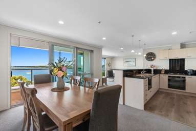 604/72 Devonport Road_3