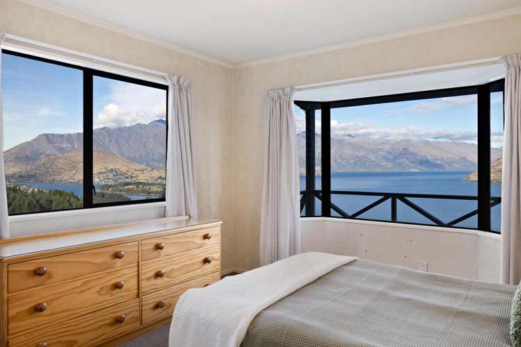 1 Von Place Fernhill/Sunshine Bay_38