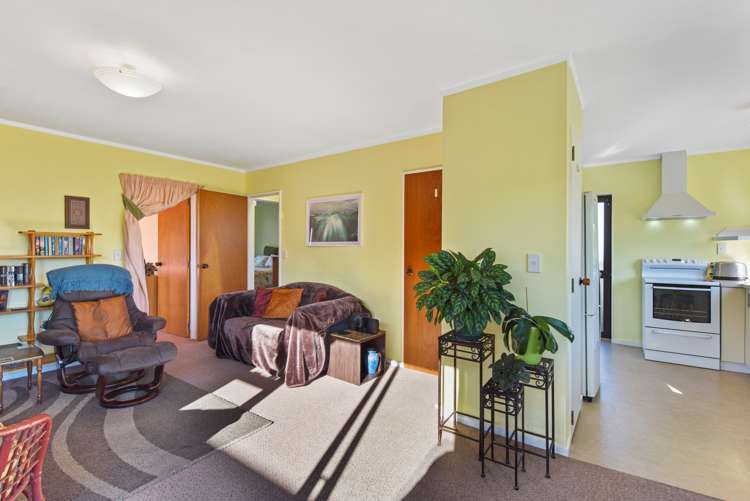 3/48 Tennyson Crescent Stoke_6