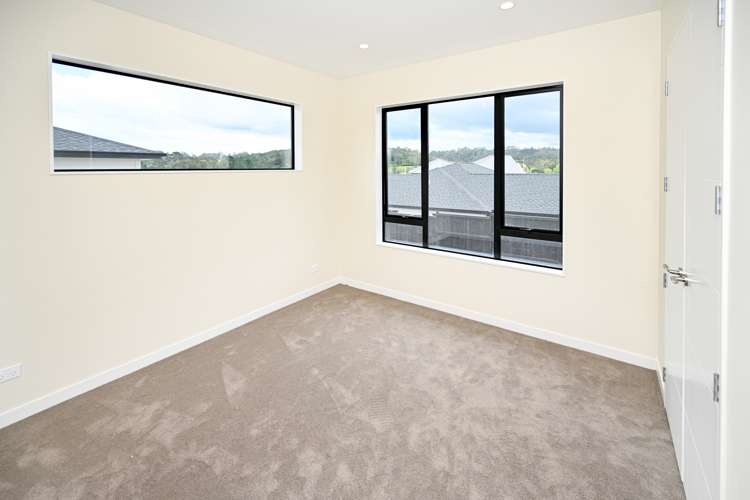 2 Wheki Place Swanson_28