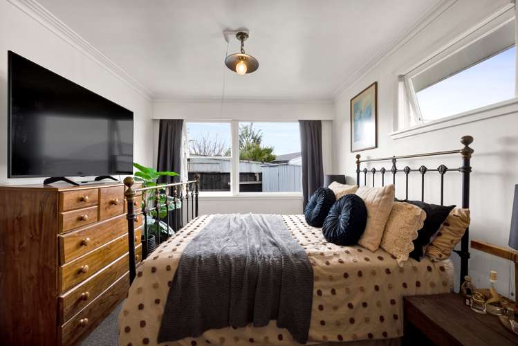 15 Barrett Road Whalers Gate_5