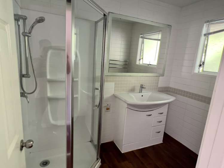 45 Castleton Drive Howick_11