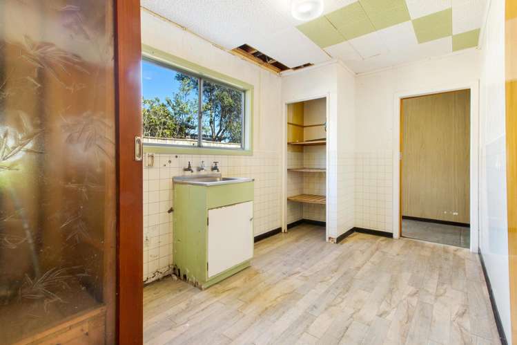 5 Blake Street Surfdale_27