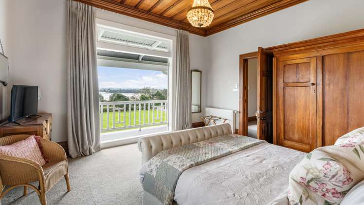 111 Wharf Road Clarks Beach_28