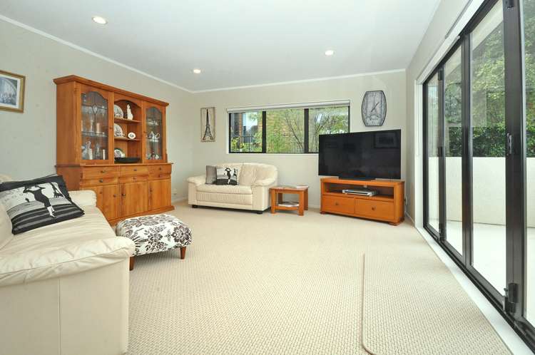 2/56 Potter Avenue Northcote_11